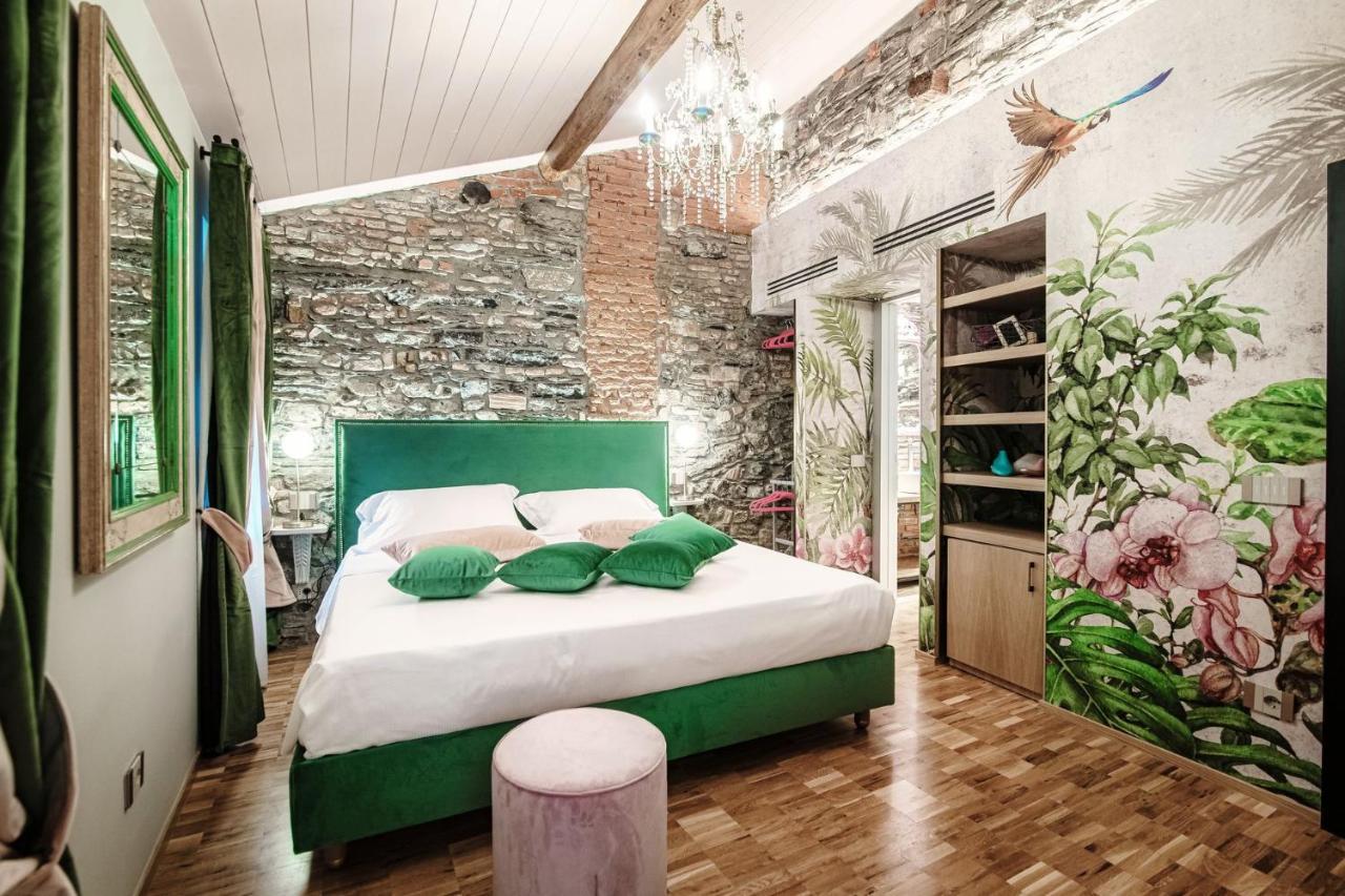 Aurum - Como Luxury Suites 객실 사진