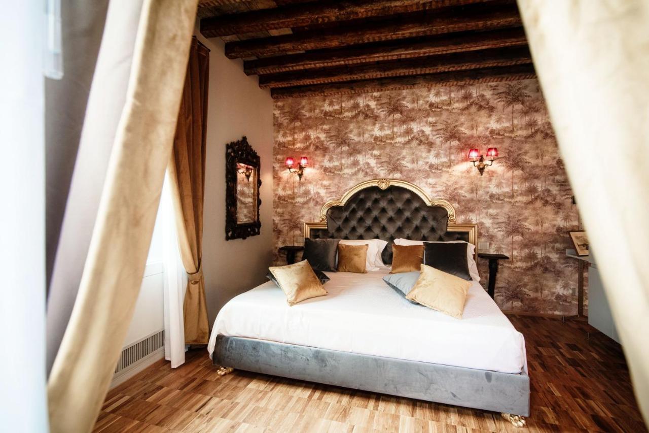 Aurum - Como Luxury Suites 객실 사진
