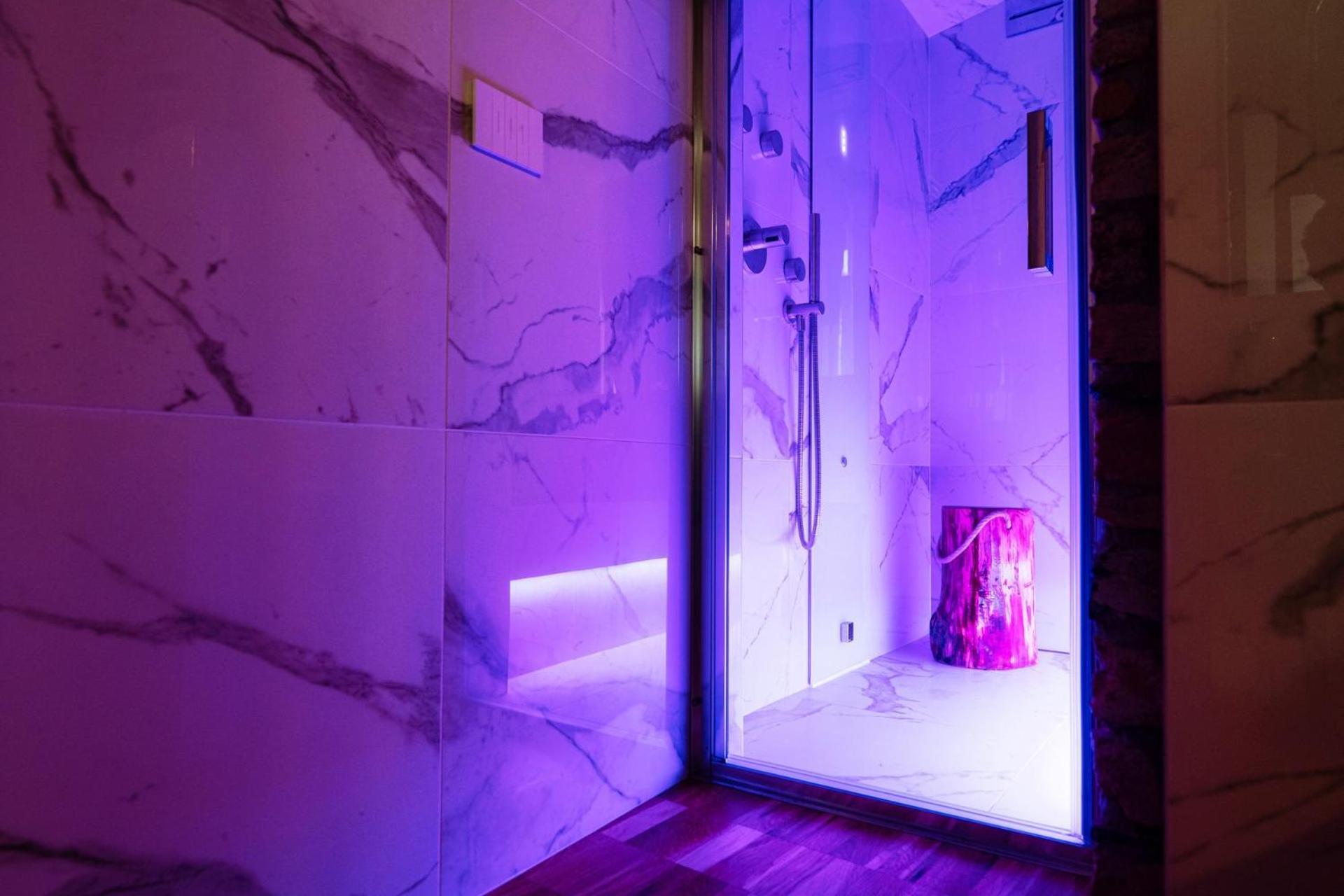 Aurum - Como Luxury Suites 객실 사진