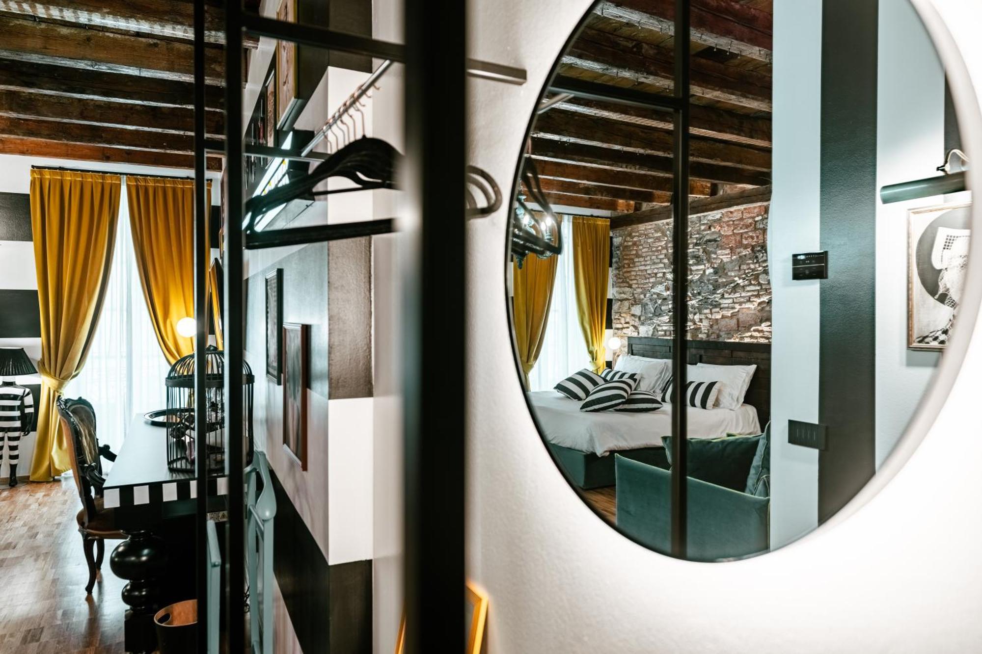 Aurum - Como Luxury Suites 객실 사진
